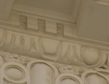 moldura-con-ovas-y-dardos.jpg